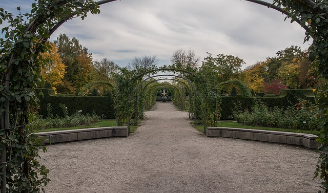 Gartengestaltung Ideen Bilder gang 2